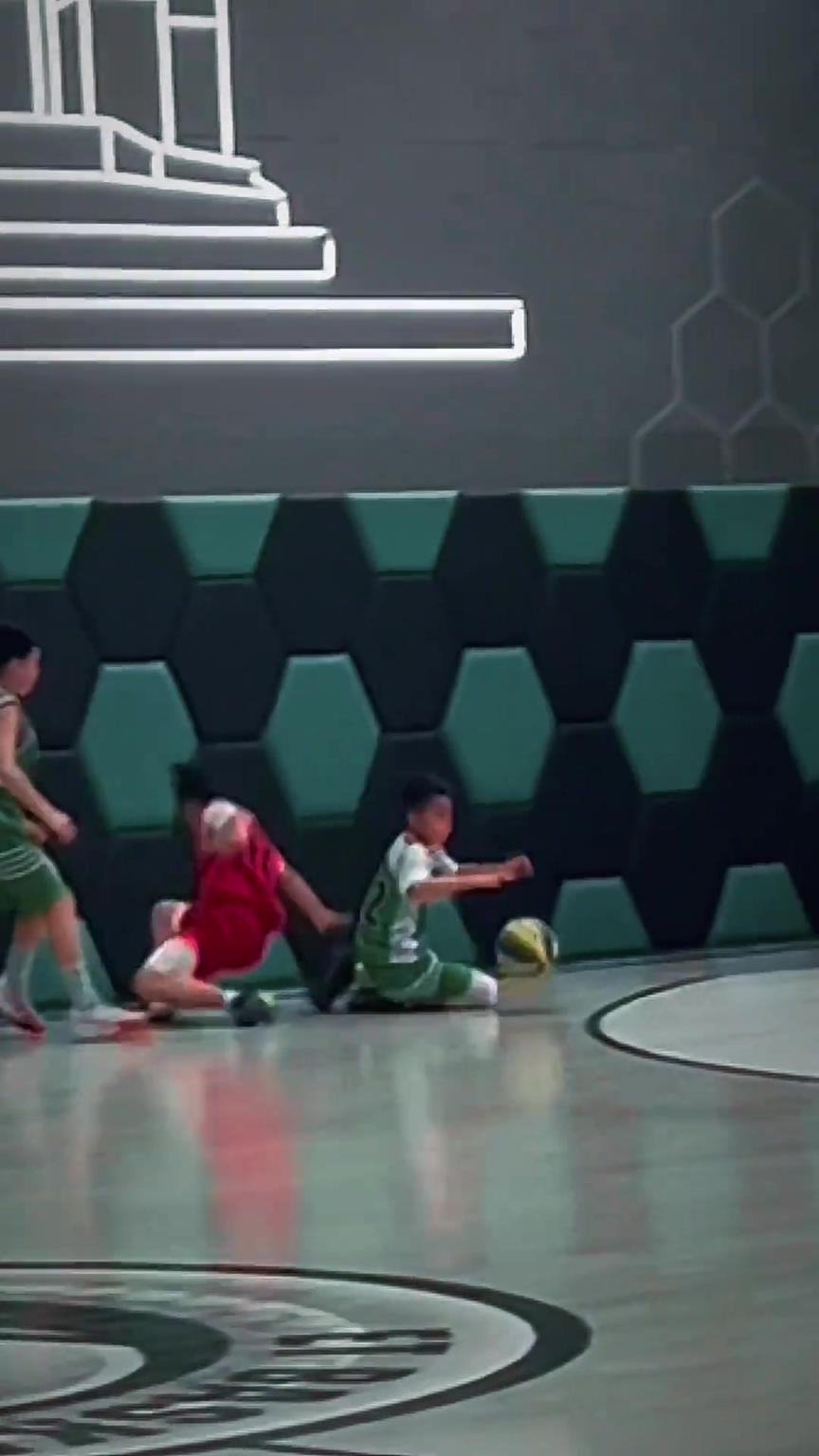 有一種默契叫做從小一起長(zhǎng)大！