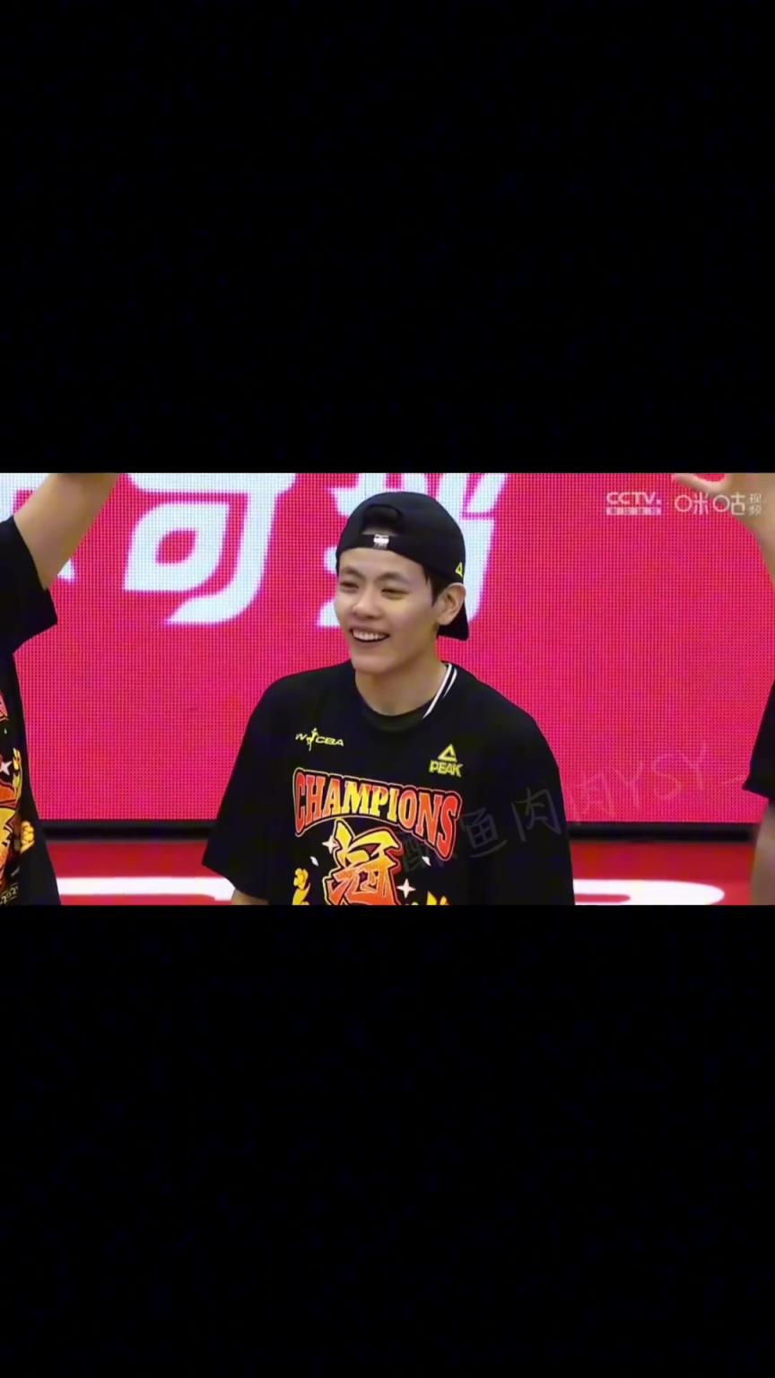 以小搏大以弱勝?gòu)?qiáng) ；從不被看好，到站到最高的領(lǐng)獎(jiǎng)臺(tái)...